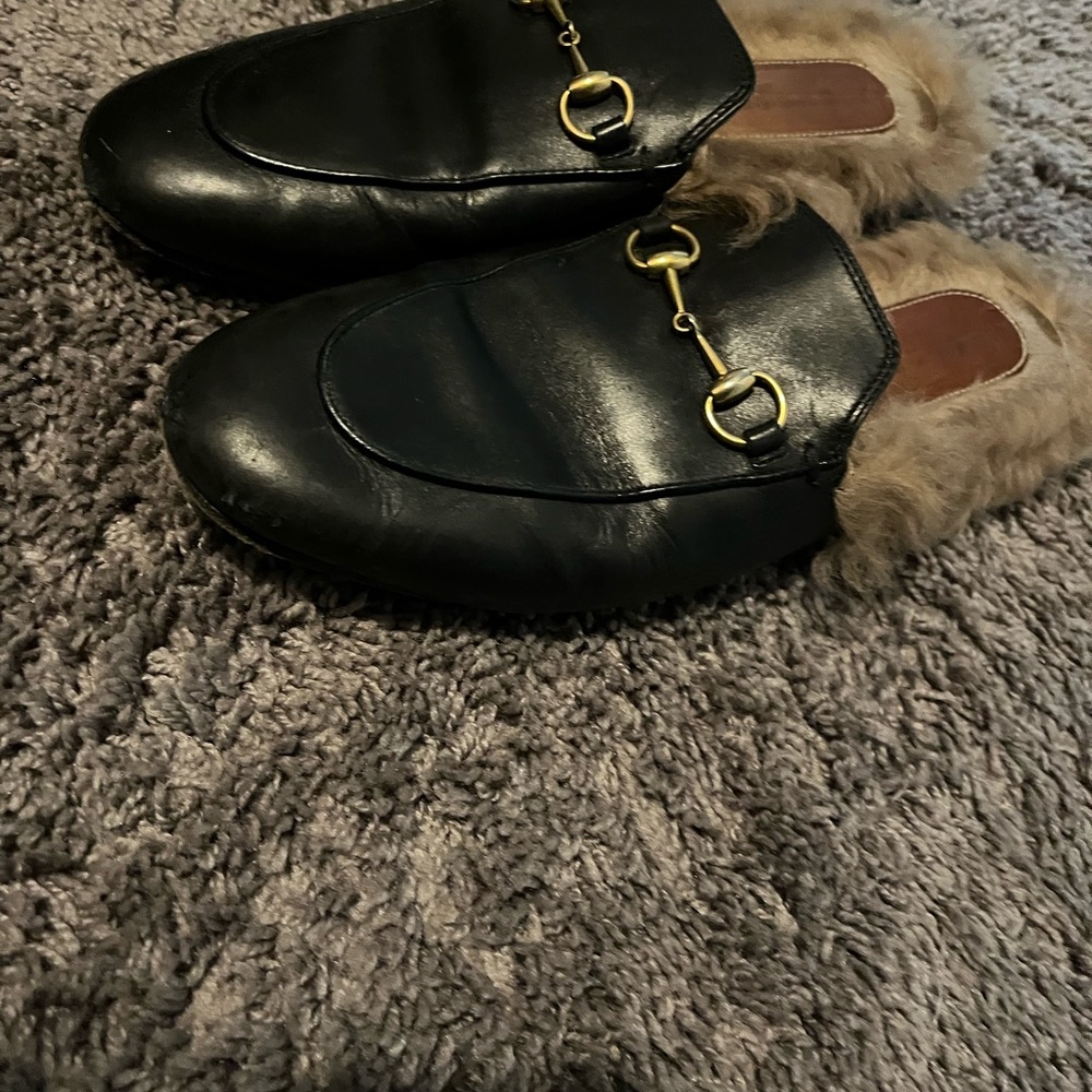 100%Authentic Gucci loafers. N excellent condition.